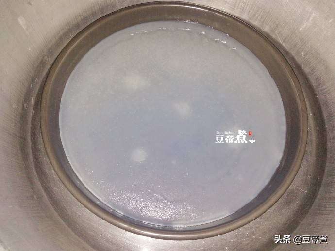 想吃凉皮没法出去买只好自己动手,想吃凉皮买不到就自己做