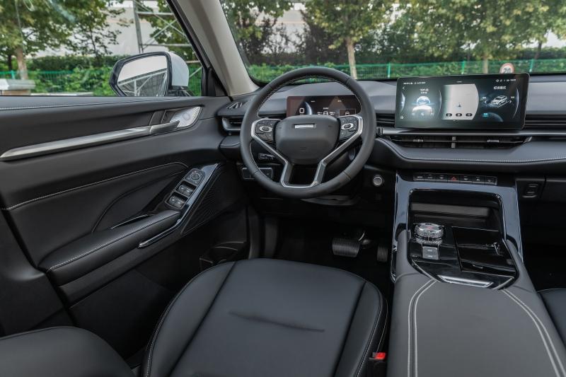 买朗逸低配好还是国产车好,10万买国产车还是买朗逸