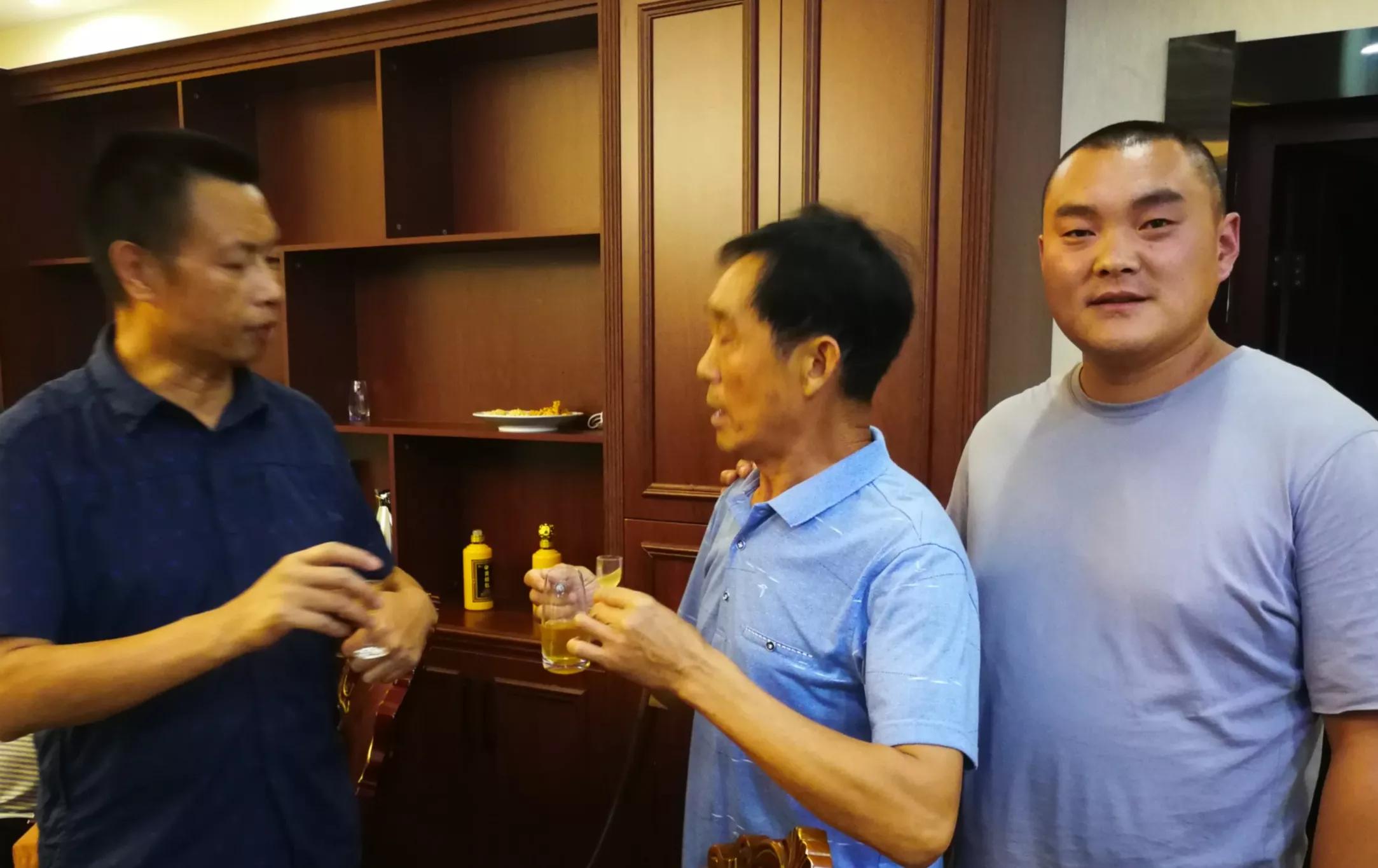 神龙药业邀请汉中各界人士“共庆七夕，畅话神农”