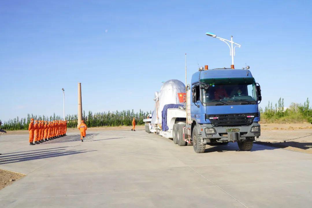 24小时神舟十三号返回舱成功着陆,神舟十二东风着陆场在哪