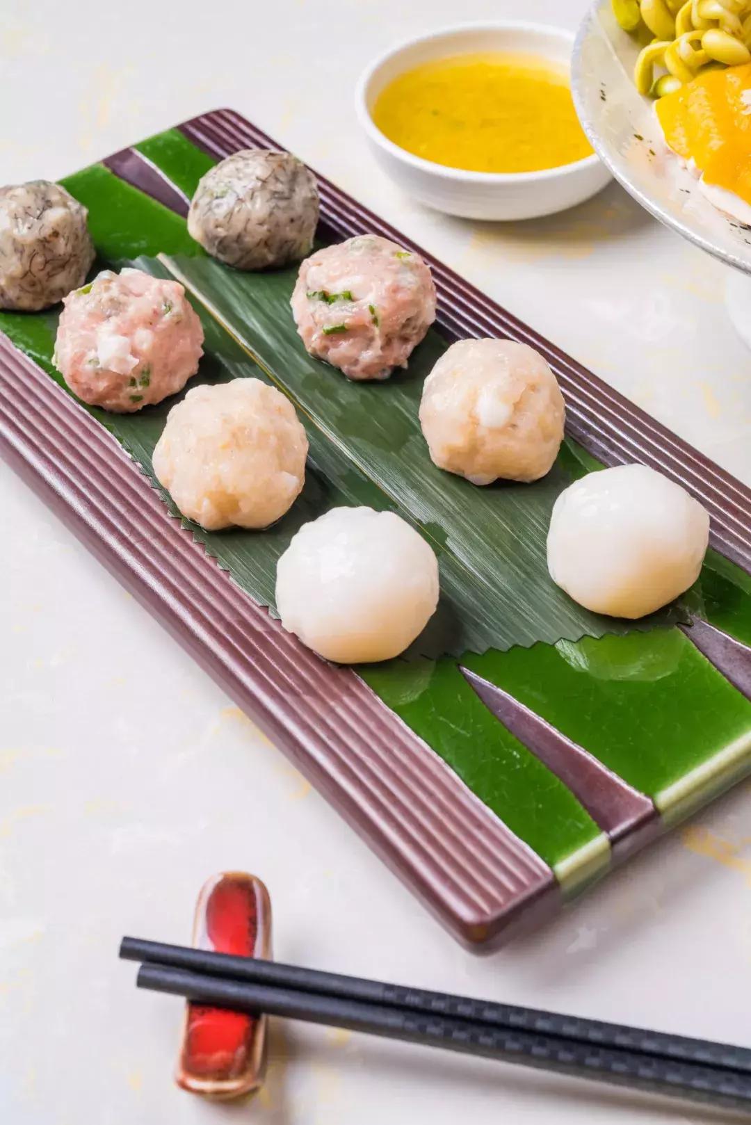 斥资1500万!人广惊现①家*场赌**火锅,明星、赌王千金都来打call