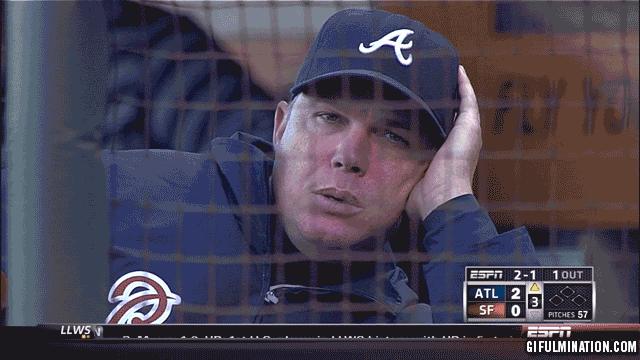 棒球比赛每个垒上都站人吗,棒球比赛几个人一队