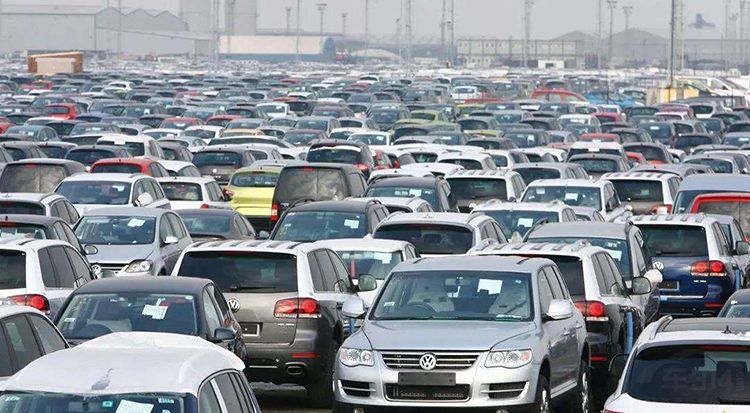 国六来了现在适合买二手车吗,国六实施国四国五还能开多久