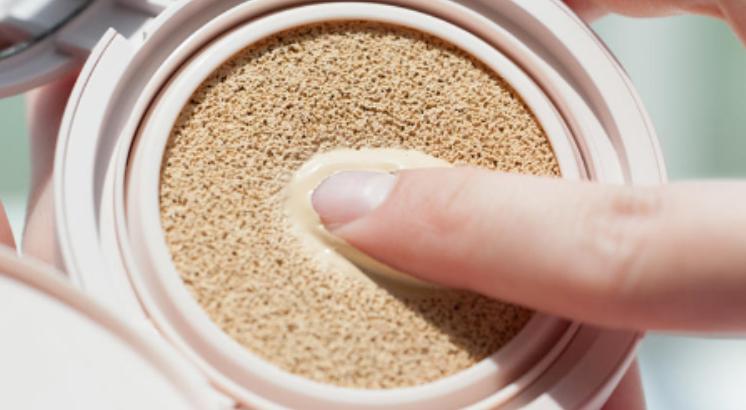 如何让气垫底妆更牢固,气垫怎么上底妆更自然