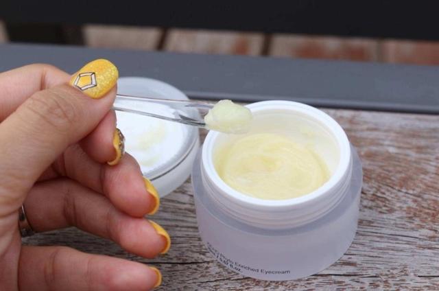 女人眼霜推荐抗衰老,40岁女性眼角有皱纹用什么眼霜