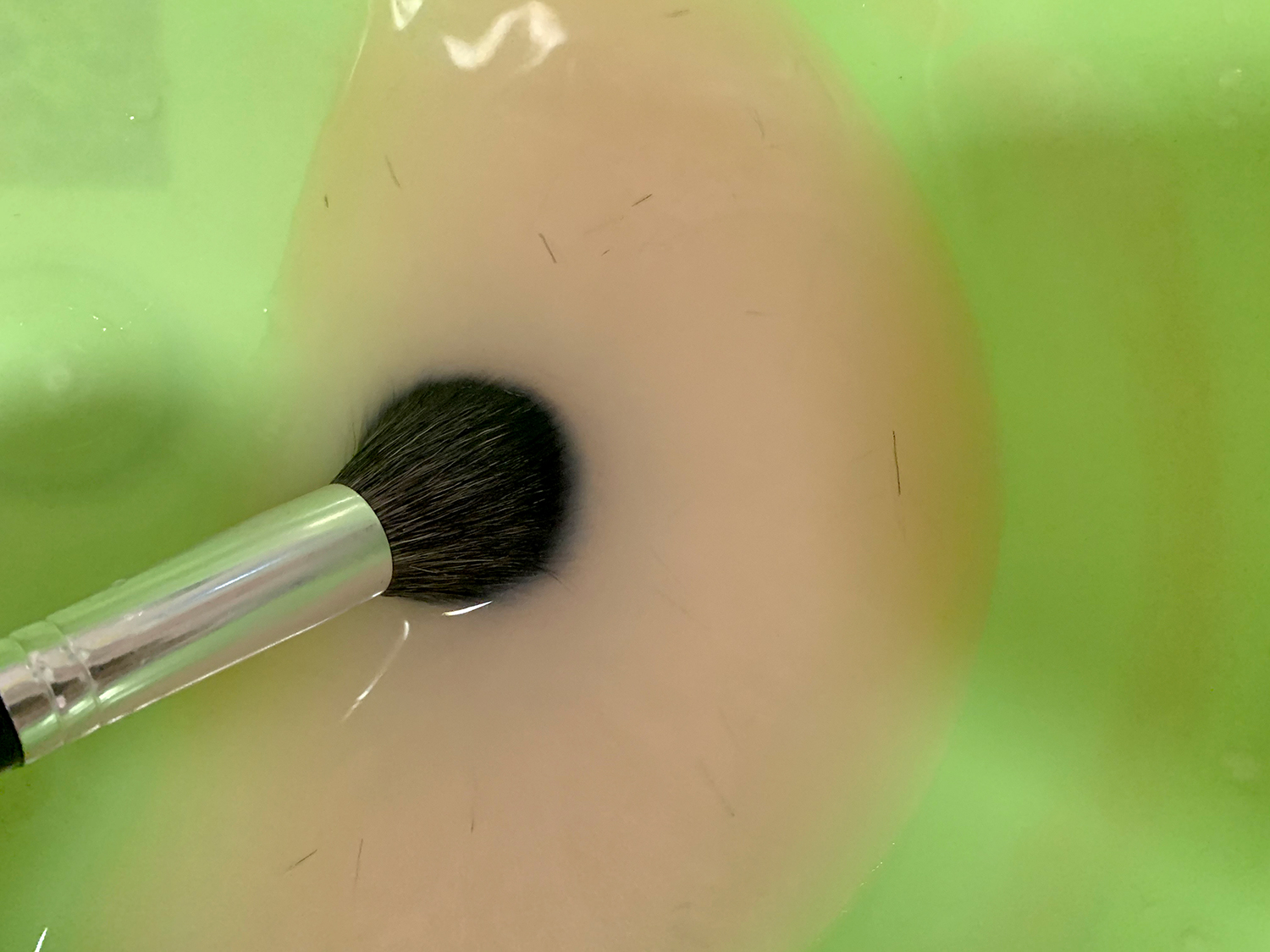 拒绝衣物阴干和异味，一份靠谱的衣物消毒烘干盒选购指南