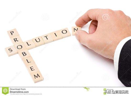 面对消极的同事怎么办,面对员工消极对待工作该如何处理