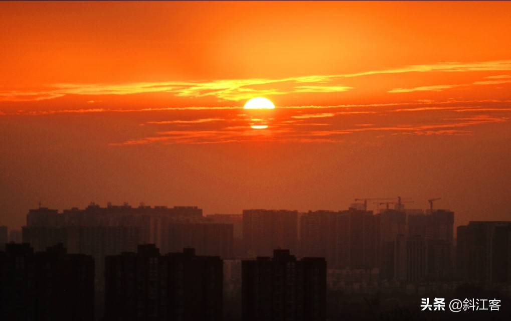 鍗拌薄鏃ュ嚭杩樻槸鏃ュ嚭鍗拌薄,鏃ュ嚭鍗拌薄鎻忕粯鐨勬槸鏃ュ嚭杩樻槸鏃ヨ惤