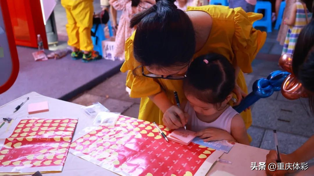 体彩惊艳沙坪坝,主题“快闪店”嗨翻三峡广场步行街!