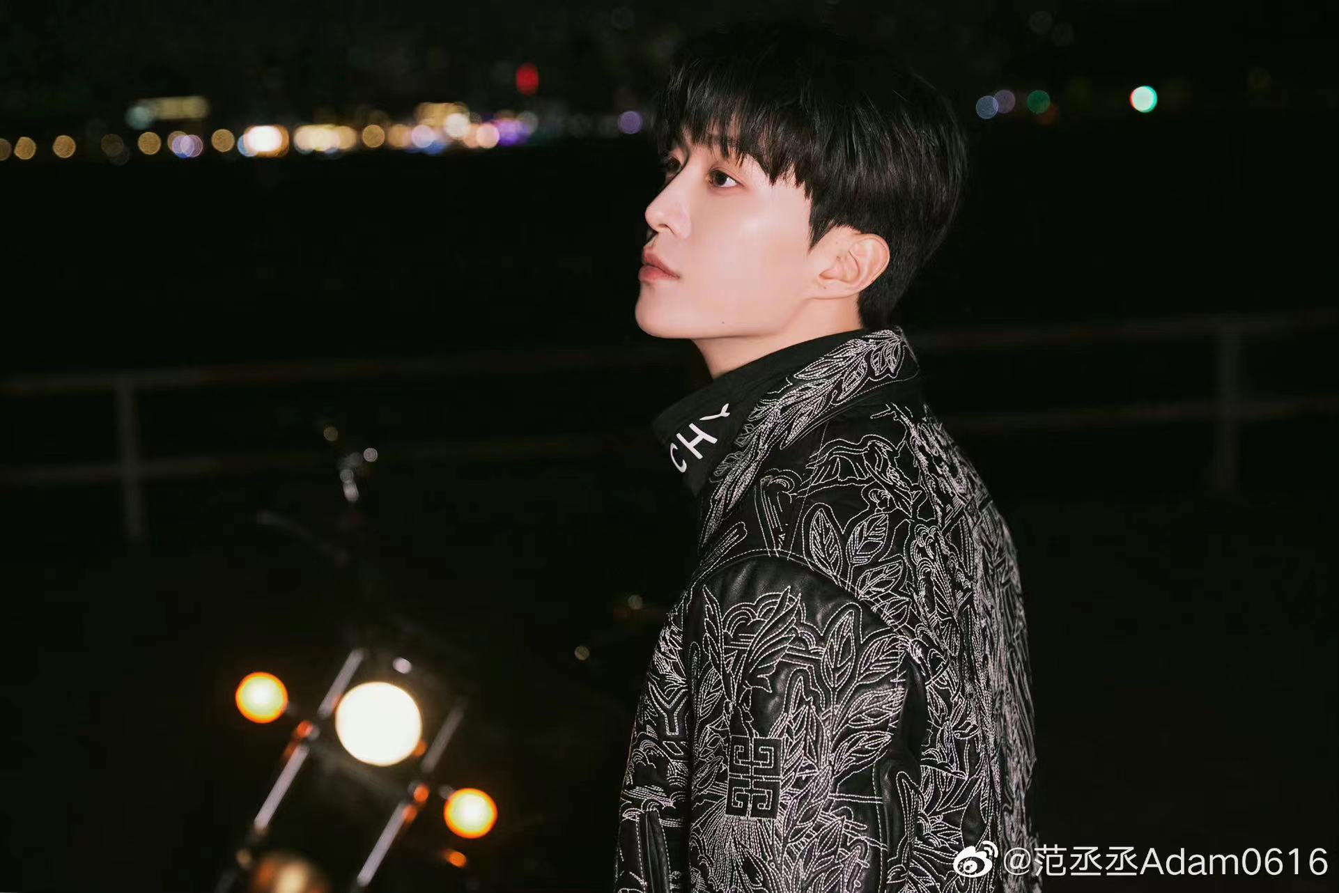 蔡徐坤唱跳能力有多强,最有人气歌手排名蔡徐坤