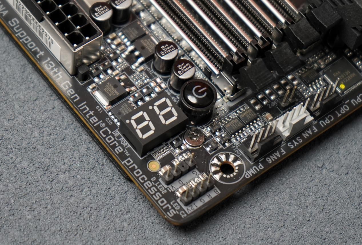 技嘉z790aorusmaster主板,技嘉z790itx主板评测