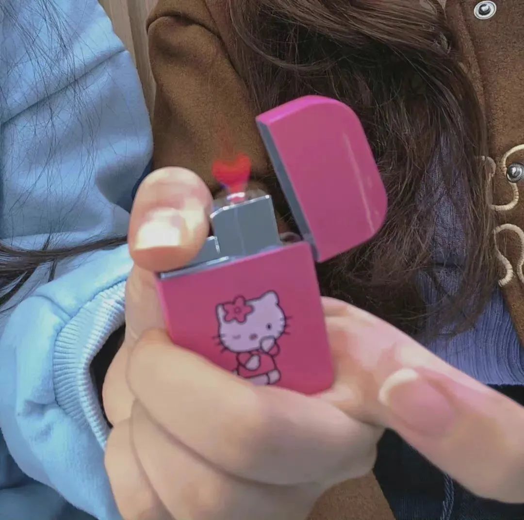 头像高级小众男士用,头像高级小众动漫女