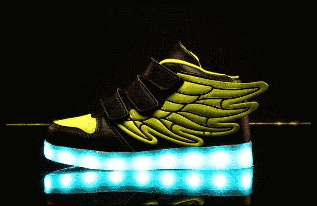 宝宝一周岁穿什么鞋对脚好,四季如何给宝宝选合适的鞋