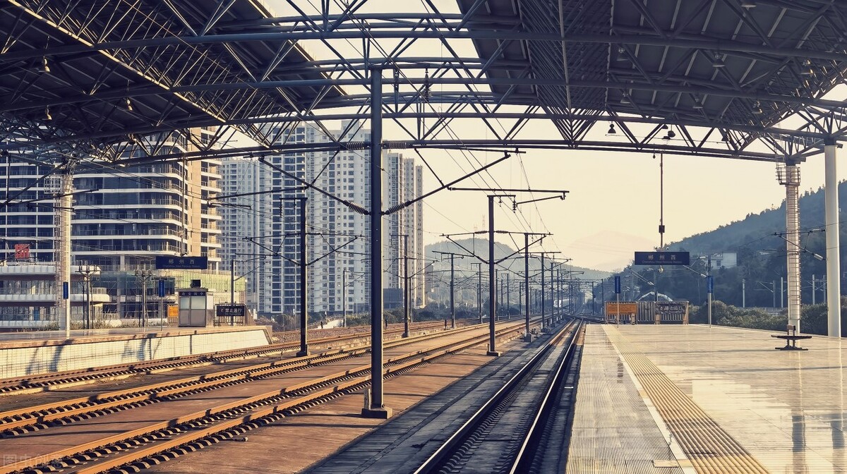 Z12次列车：沈阳北站——广州东站