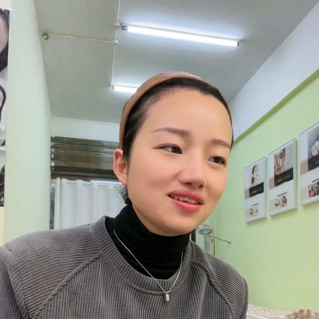 朋友要我开一个星期的课那种，收便宜点的学费，学完就走。...