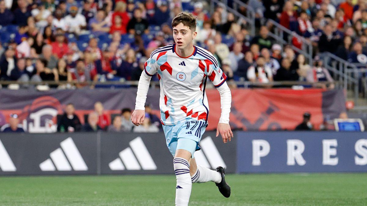 曼联签下贝林厄姆,贝林厄姆加盟皇马首秀