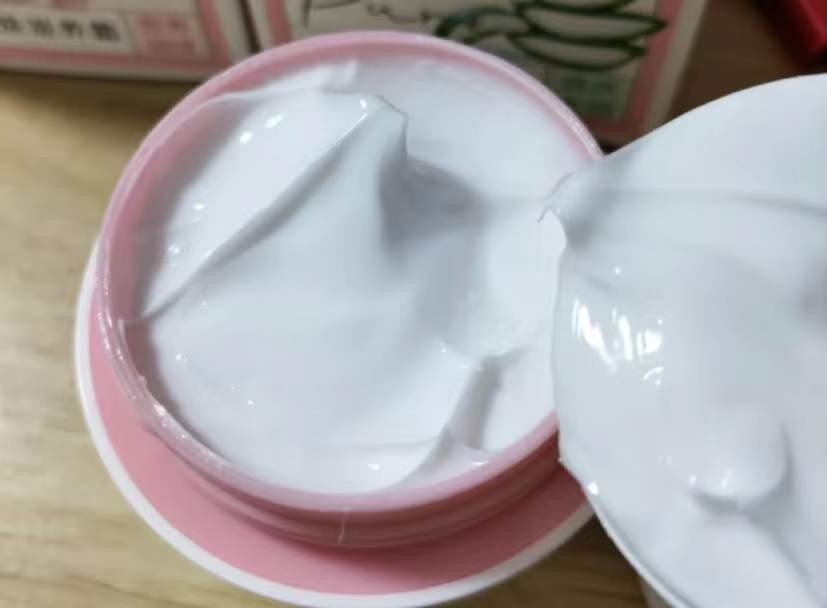 4种最好用的面霜,超市里好用的面霜干皮