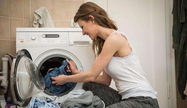 洗衣机买滚筒的还是买波轮的好,洗衣机买滚筒还是买波轮比较好