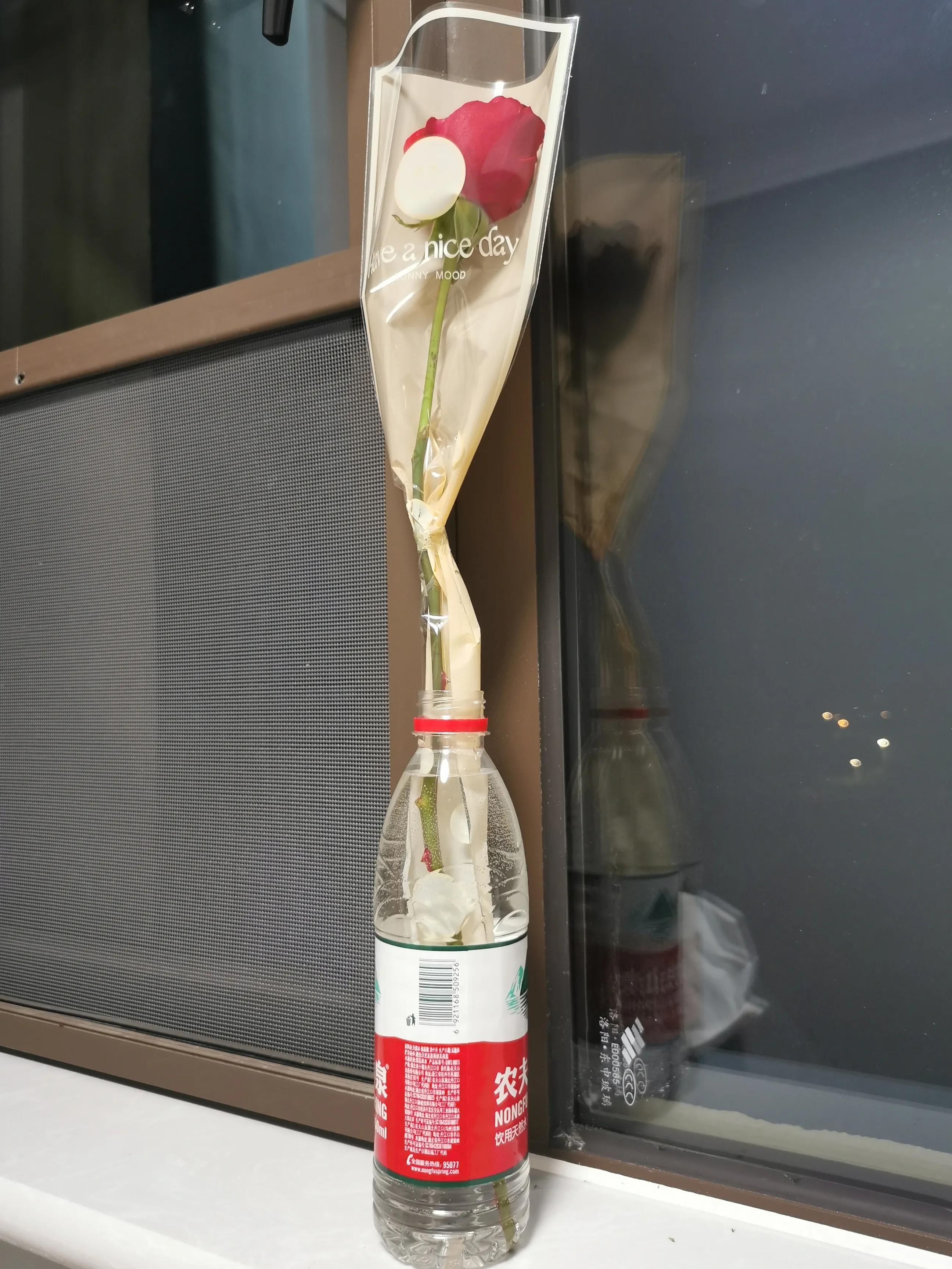 发朋友圈晒礼物,喜欢朋友圈晒礼物的人什么心理