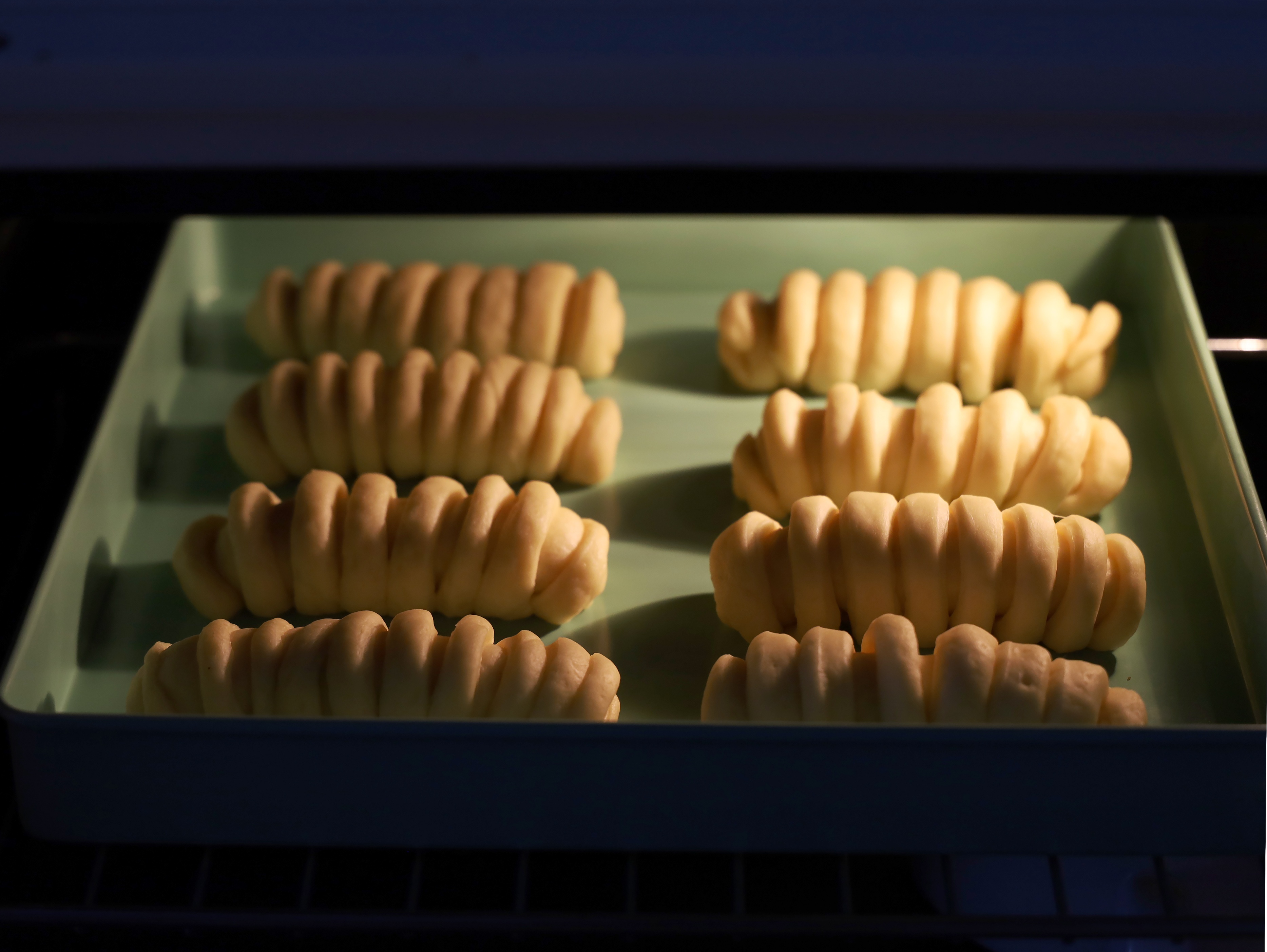 自己在家怎么做毛毛虫面包,毛毛虫面包不用黄油可以做成