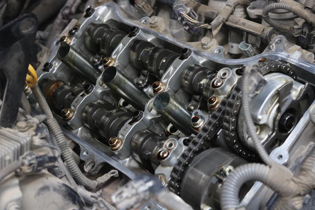 皇冠3.0经典老车翻新复活视频,13代皇冠全车翻新泉州地区