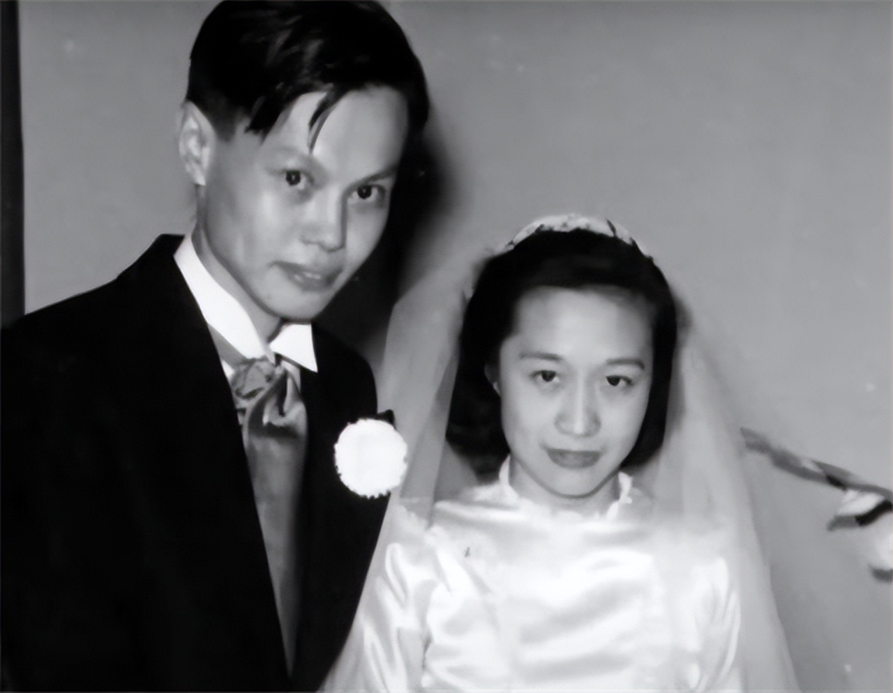 翁帆继承了杨振宁的别墅吗,杨振宁给翁帆留一套房子