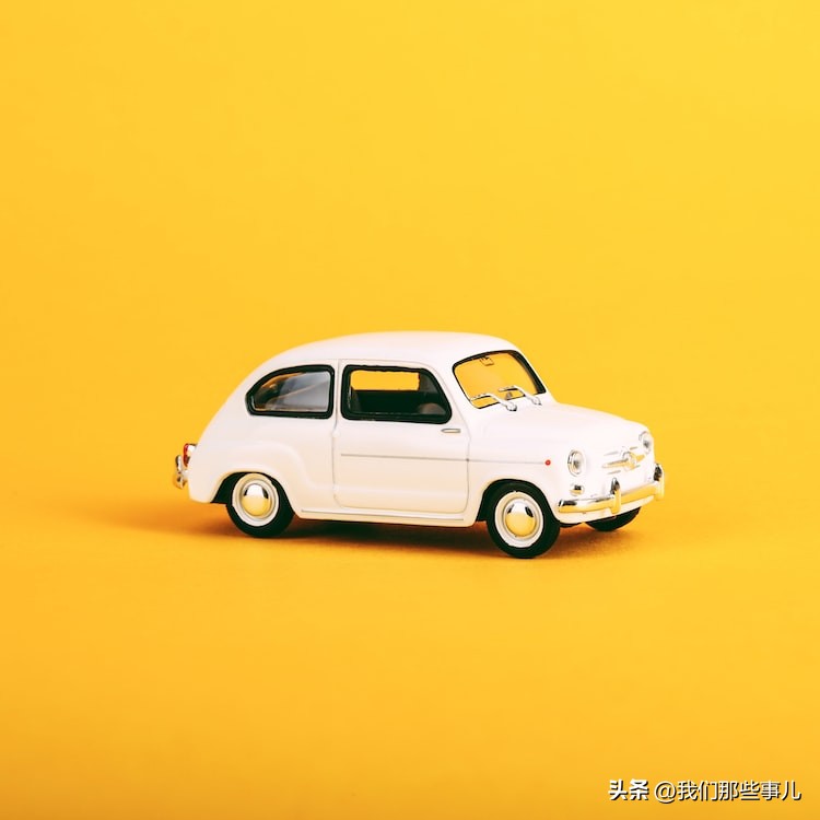 一个女孩开什么车最合适,女人开什么车最能看出地位