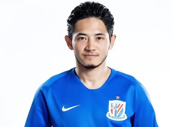 中国男足归化球员为什么不上场,男足第一次归化为什么失败