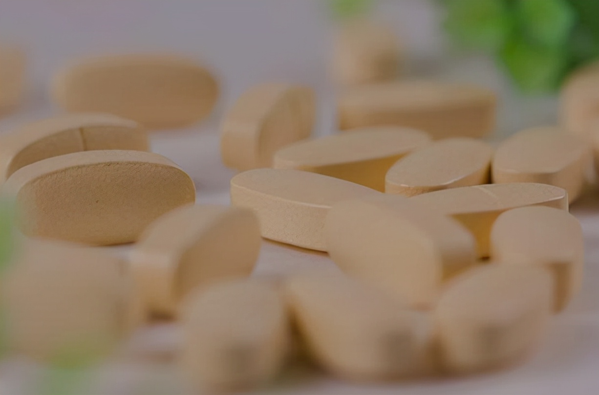 女性怀孕吃叶酸会使孩子变聪明吗,女人每天吃叶酸皮肤会变好吗