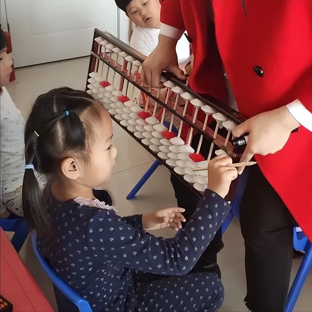 六岁女童被特招成军官,六岁女孩被破格招入部队