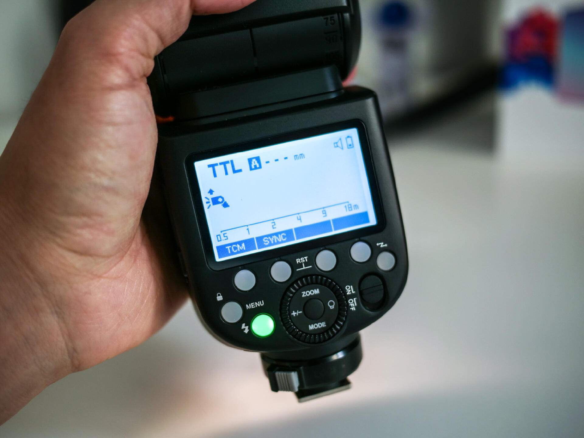 有好的摄影器材就能拍出好照片,适合新手拍摄的摄影器材