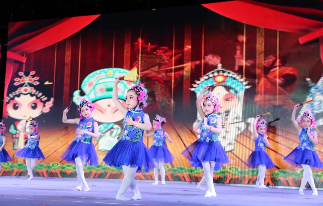 绛戞ⅵ鍚戞湭鏉ヤ富棰樺辜鍎垮洯鍏竴,绛戞ⅵ鍚戞湭鏉ュ辜鍎垮洯澶х彮鍏竴鑺傜洰