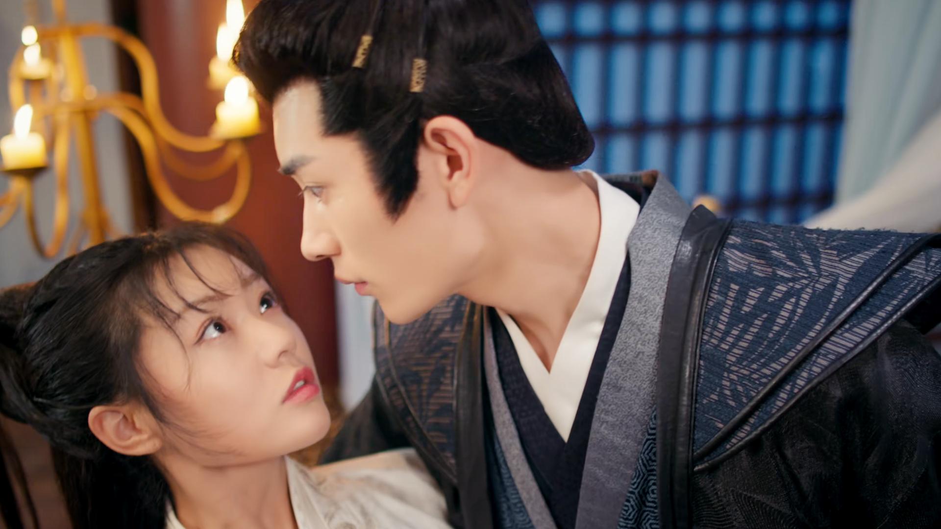 城主大人1：女子被迫穿男装当皇帝，成年后还被妃子追着要同房！