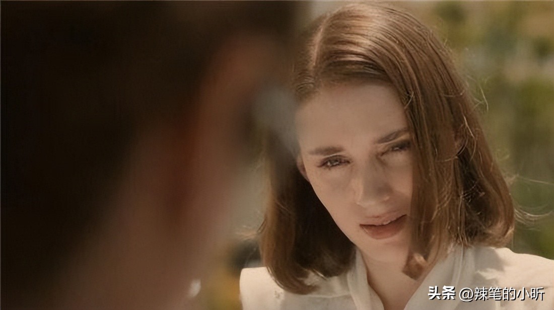 关于人工智能和机器人的科幻电影,人工智能是否能代替人类科幻作文