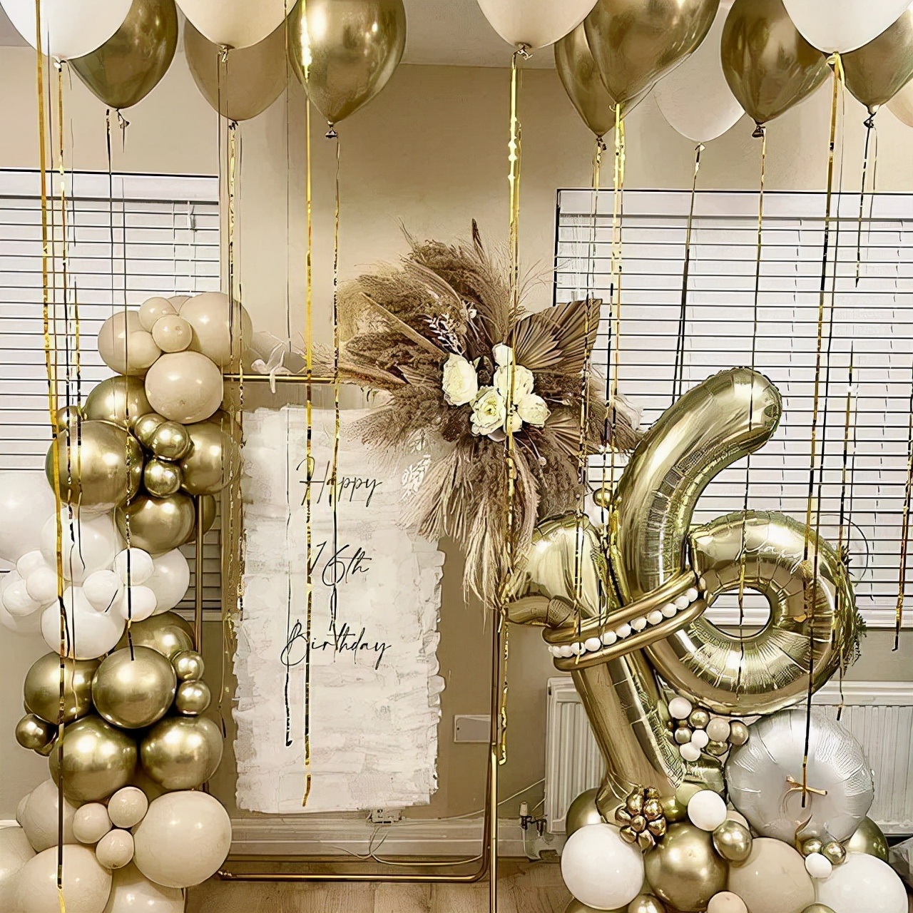 生日蛋糕流行装饰,生日蛋糕装饰多但不幼稚