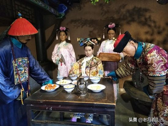 闻其香上一句,闻其香嗅其味