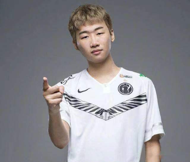 电竞经理theshy最强阵容,宁王theshy手游首秀在哪里直播