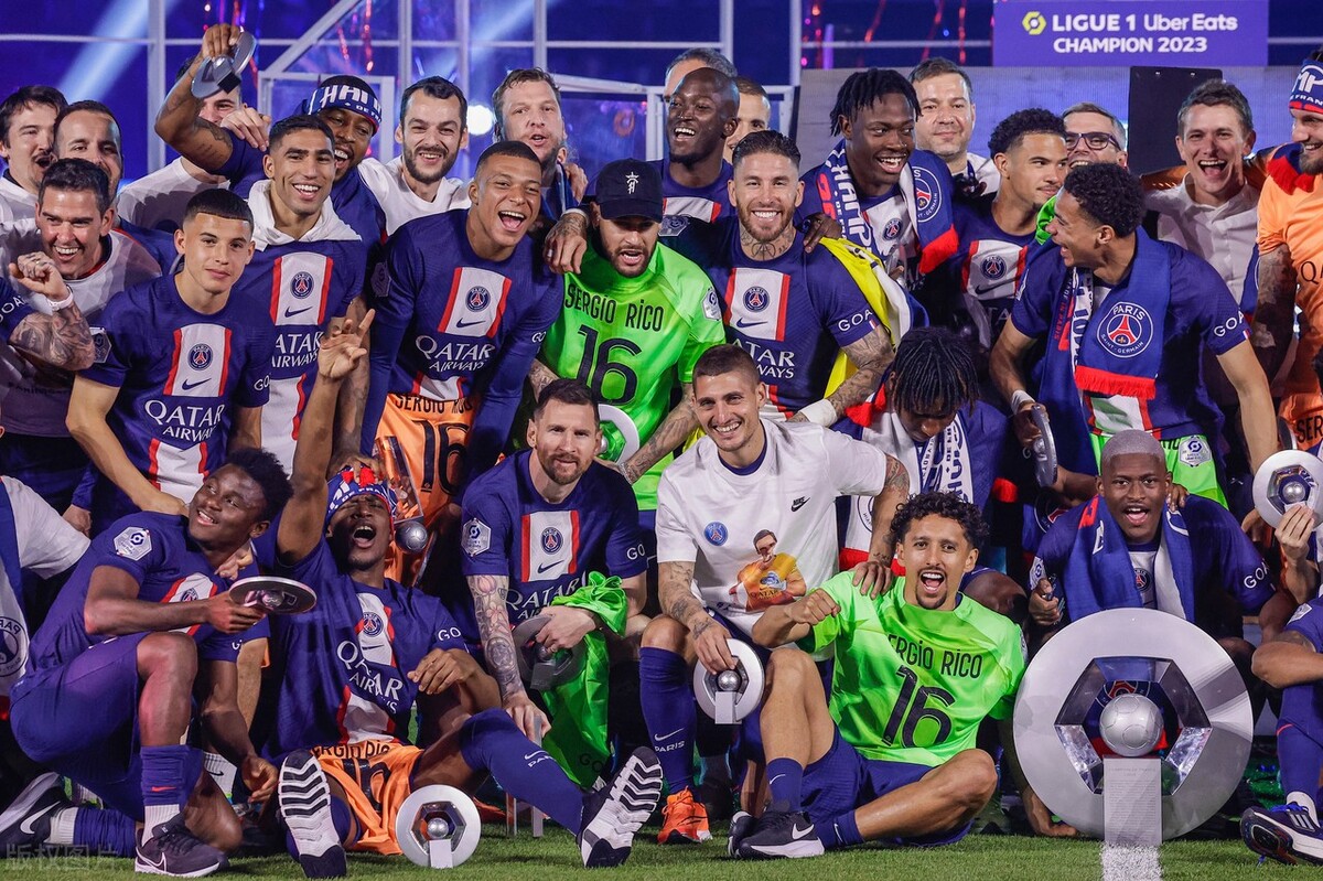 梅西最后一场法甲姆巴佩录像,法甲梅西复出巴黎4-0大胜兰斯