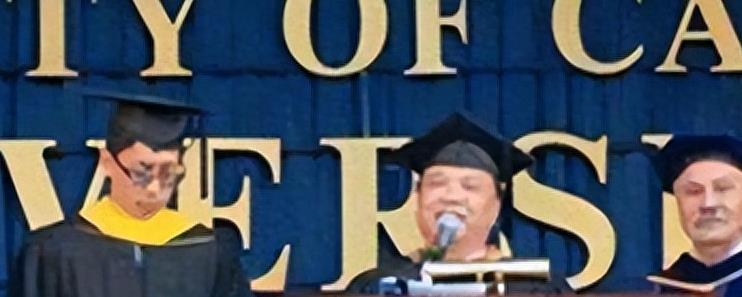 华人富豪捐了300亿给美国,11年前向美国捐款