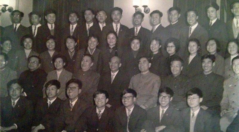 忆敬爱的周恩来总理