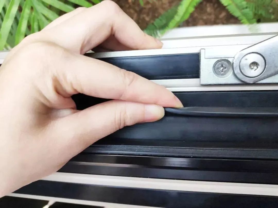 马路太吵怎么选窗户,外面太吵怎样的窗户好