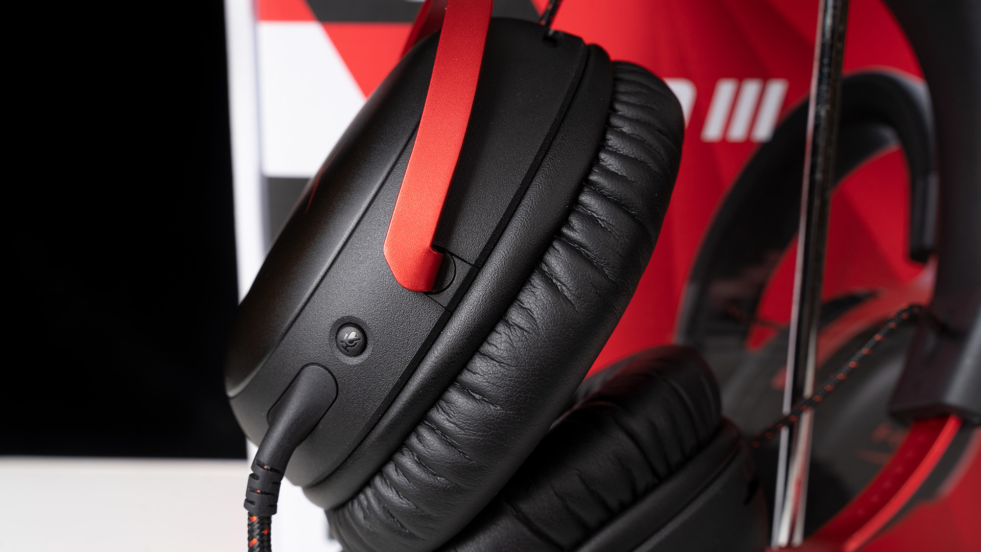 hyperx飓风3耳机听歌怎么样,无线版本hyperx飓风3游戏耳机