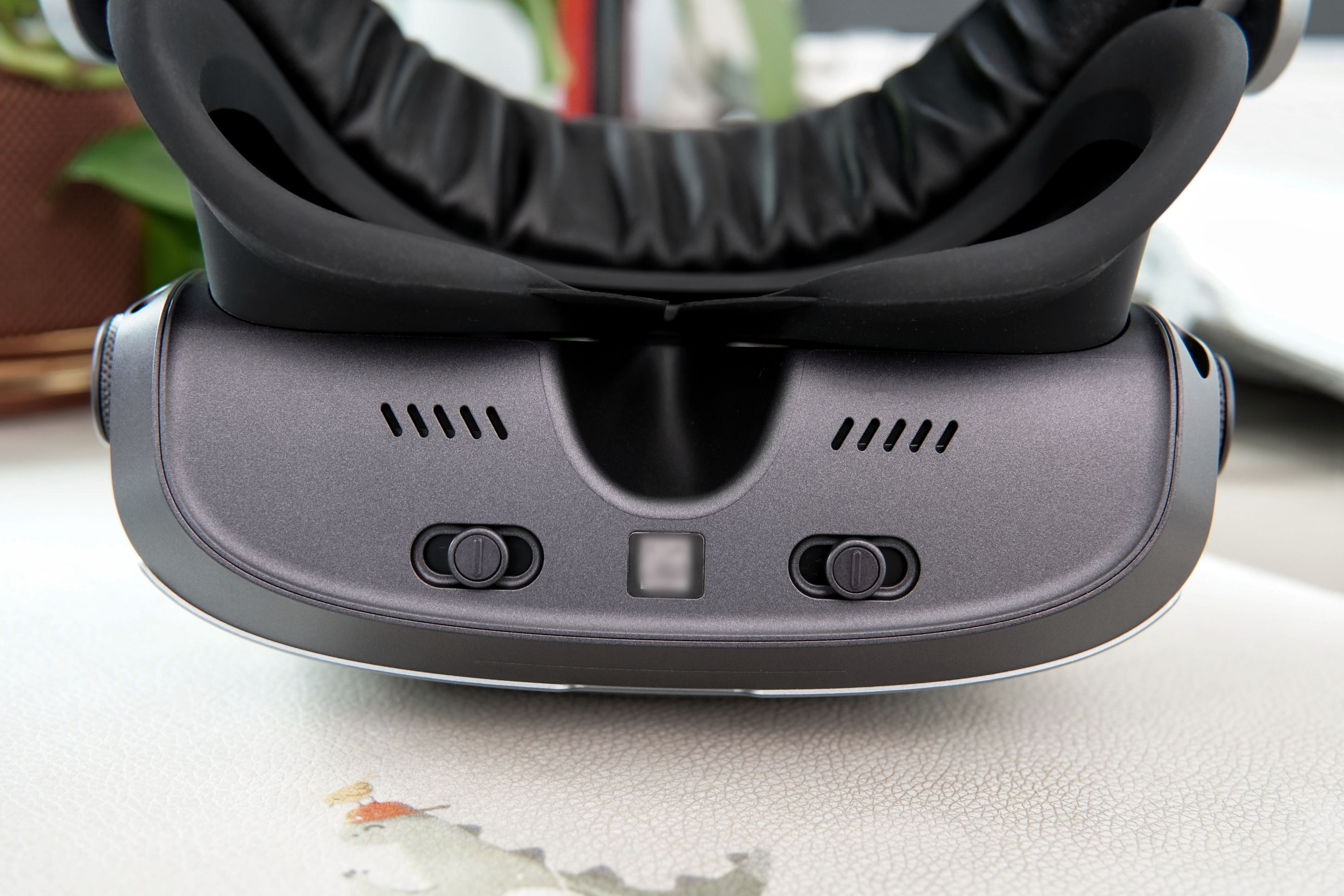 IMAX观影体验更胜VR，裸眼3D巨幕—GOOVISG3Max影院级高清头显