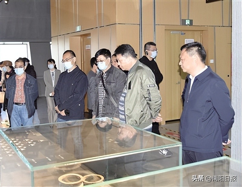 南阳作家采风唐河座谈会,作家笔会活动