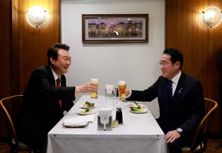 尹锡悦访日吃蛋炒饭，俄方请中国元首吃国宴，俄式饺子有何特点？