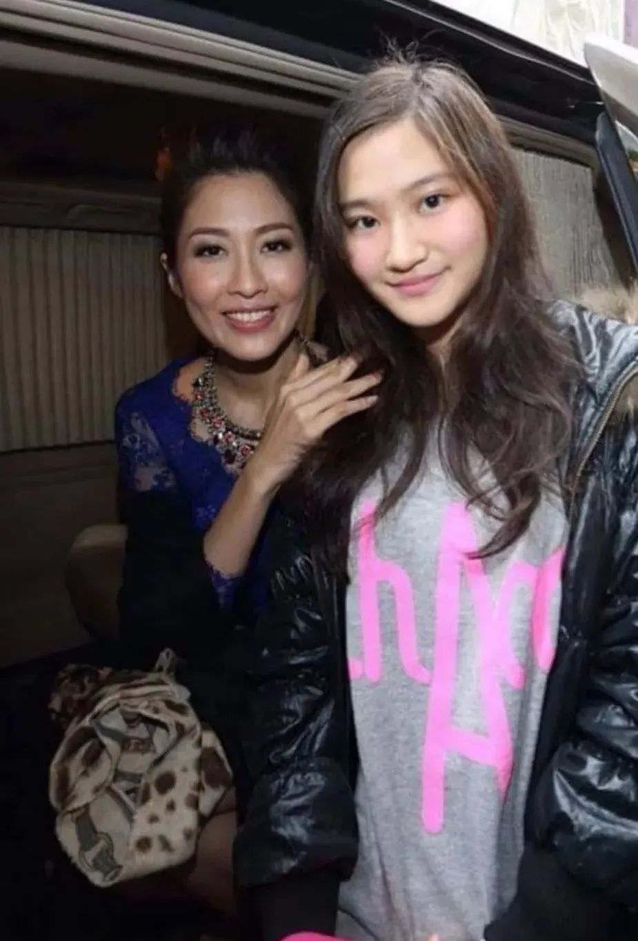 2022年港姐面试大公开！翻版超莲有高学历，混血星二代赶末班车