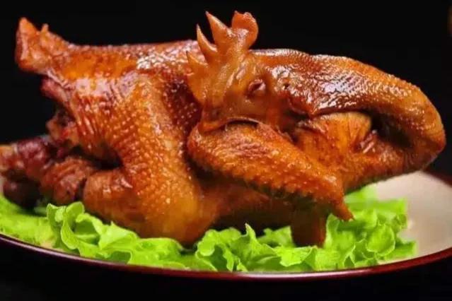 辽宁省柏木烧鸡,特色柏木烧鸡