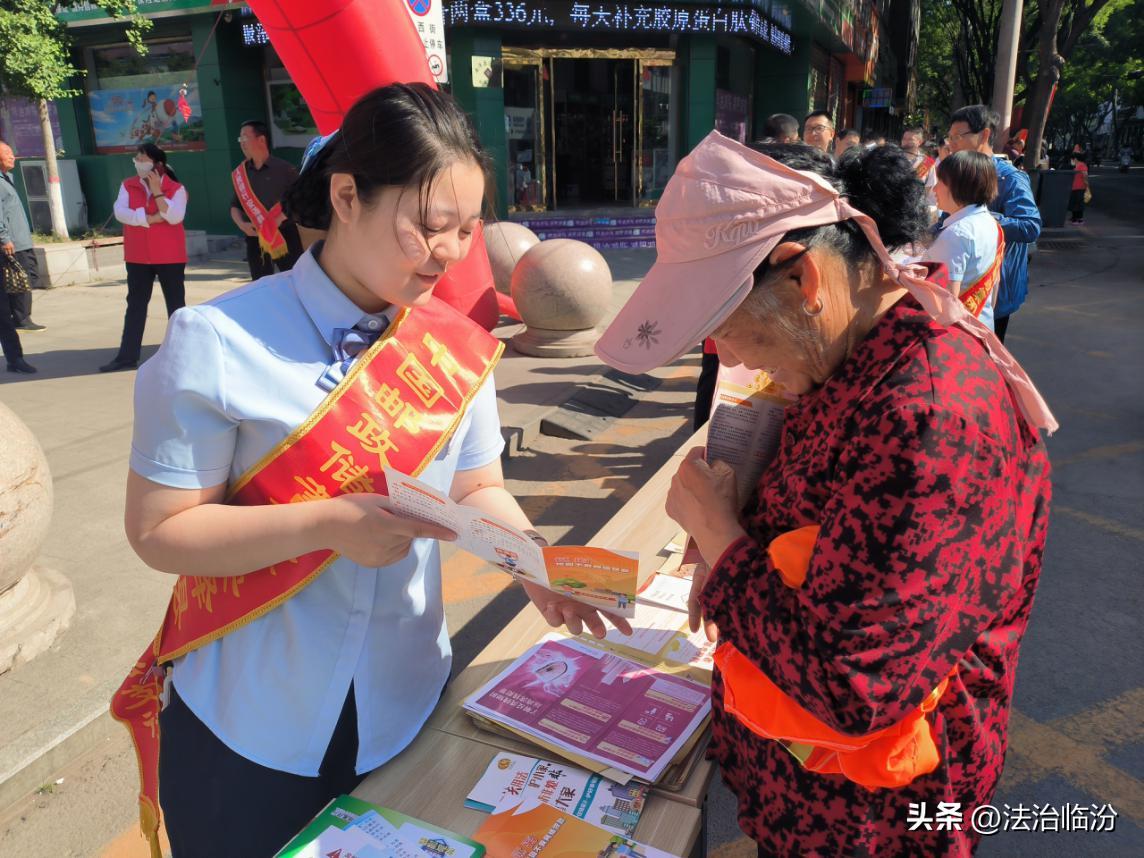 银行开展金融知识入集市宣传活动,邮储银行守住钱袋子宣传活动总结