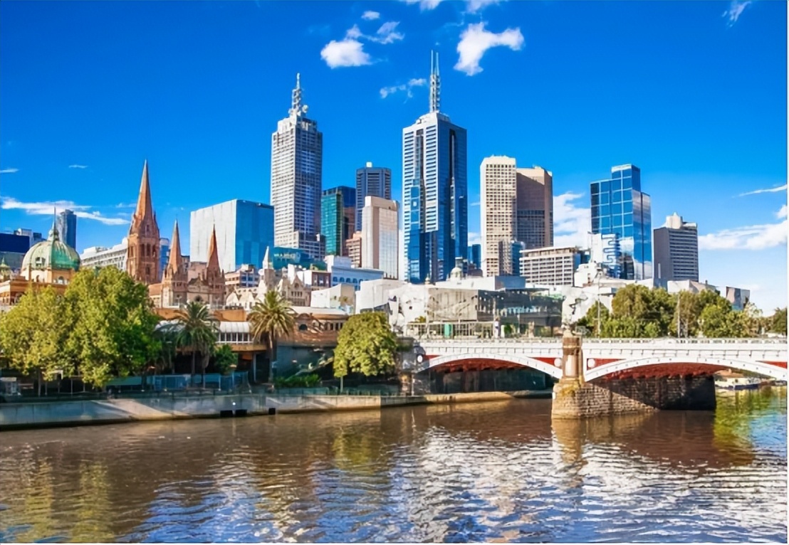 72000吨煤炭刚卖,澳大利亚“反手一刀”:移除中国制造的摄像头