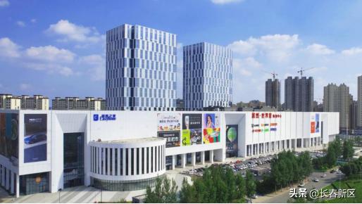 居然世界里购物中心有自助餐吗,居然世界里购物中心服装